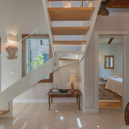 Casa Virginia Direct At The Canal Cannaregio With Own Roof Terrace Venecia Exterior foto