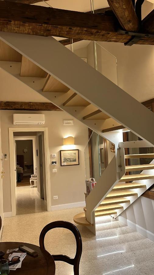 Casa Virginia Direct At The Canal Cannaregio With Own Roof Terrace Venecia Exterior foto